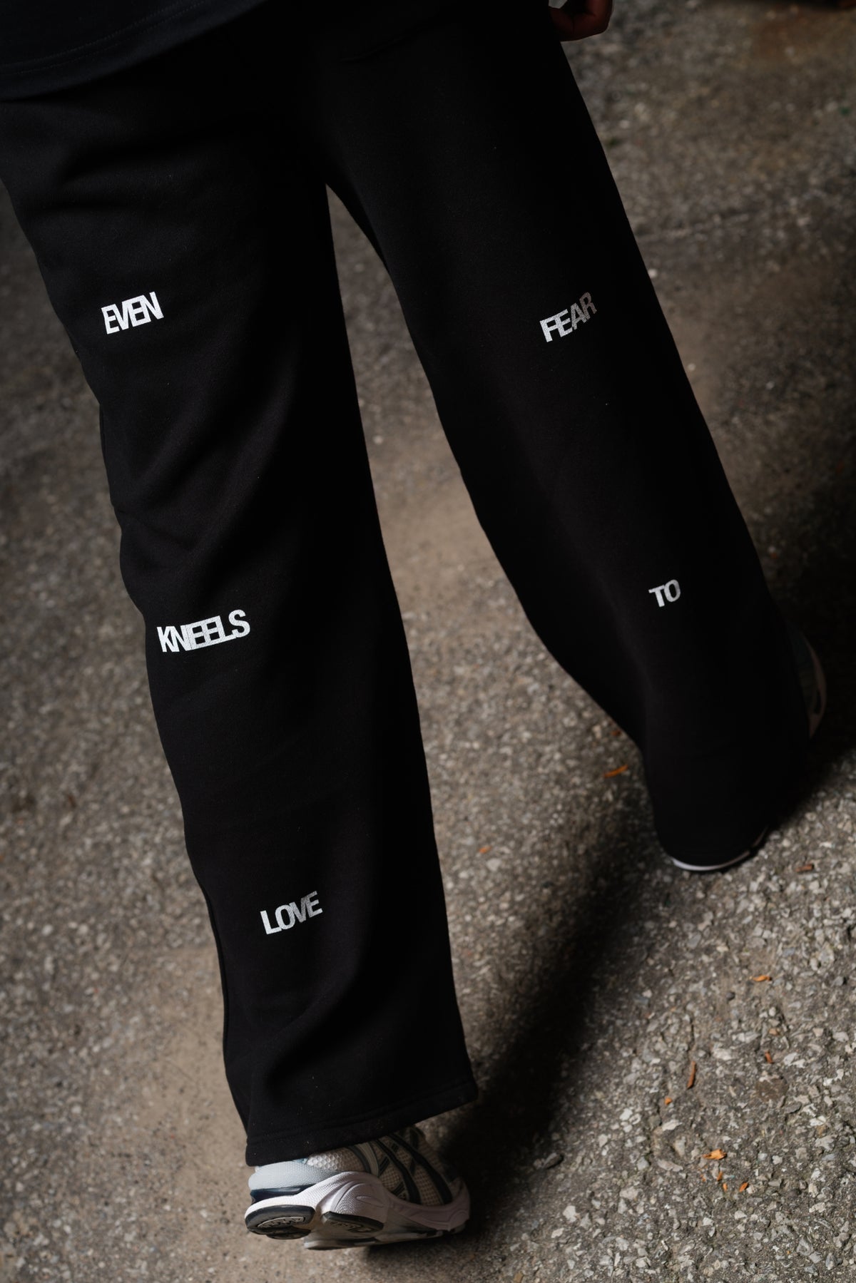 YM3X Sweatpants - Black